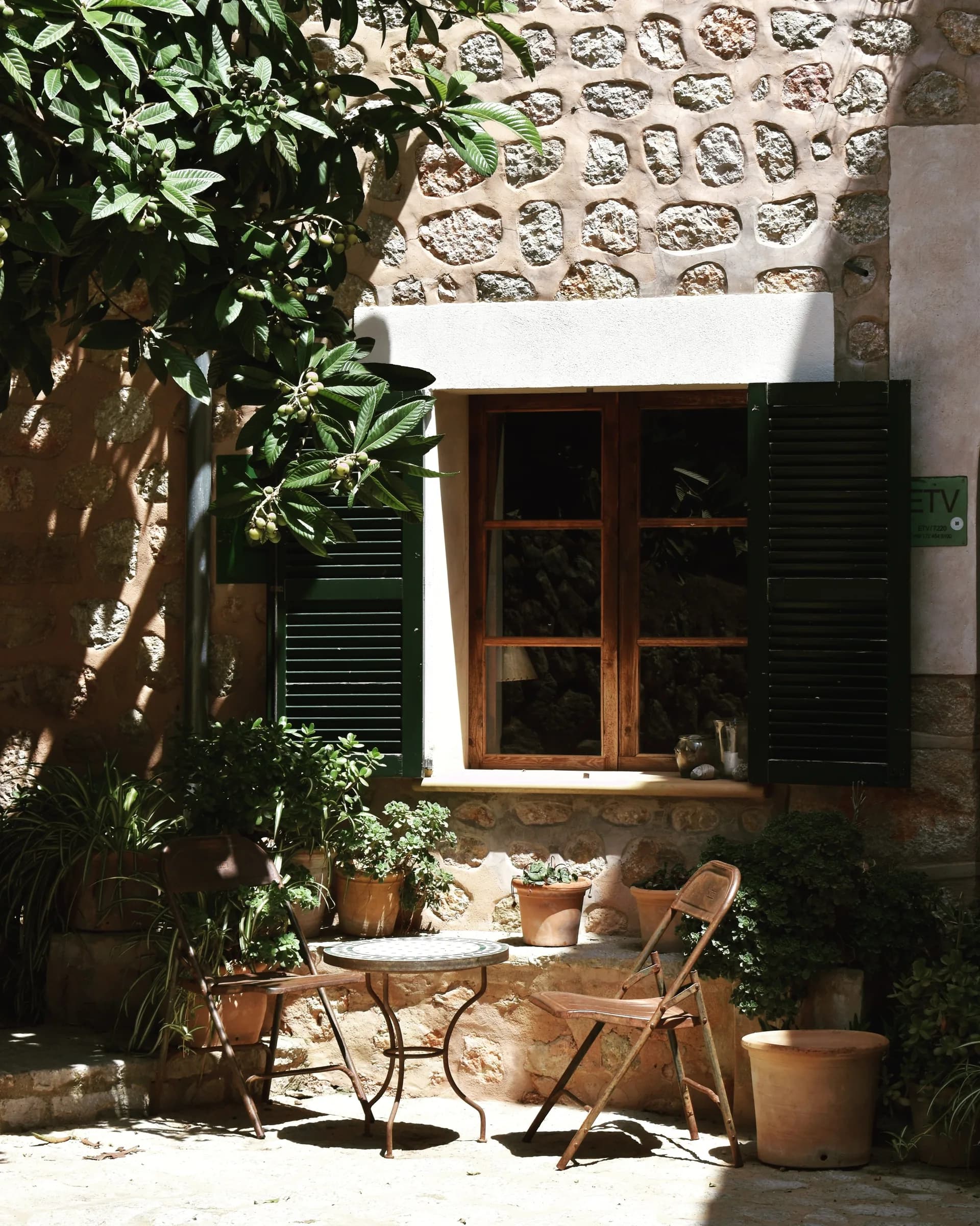 Casa de pueblo en el casco medieval — Patio