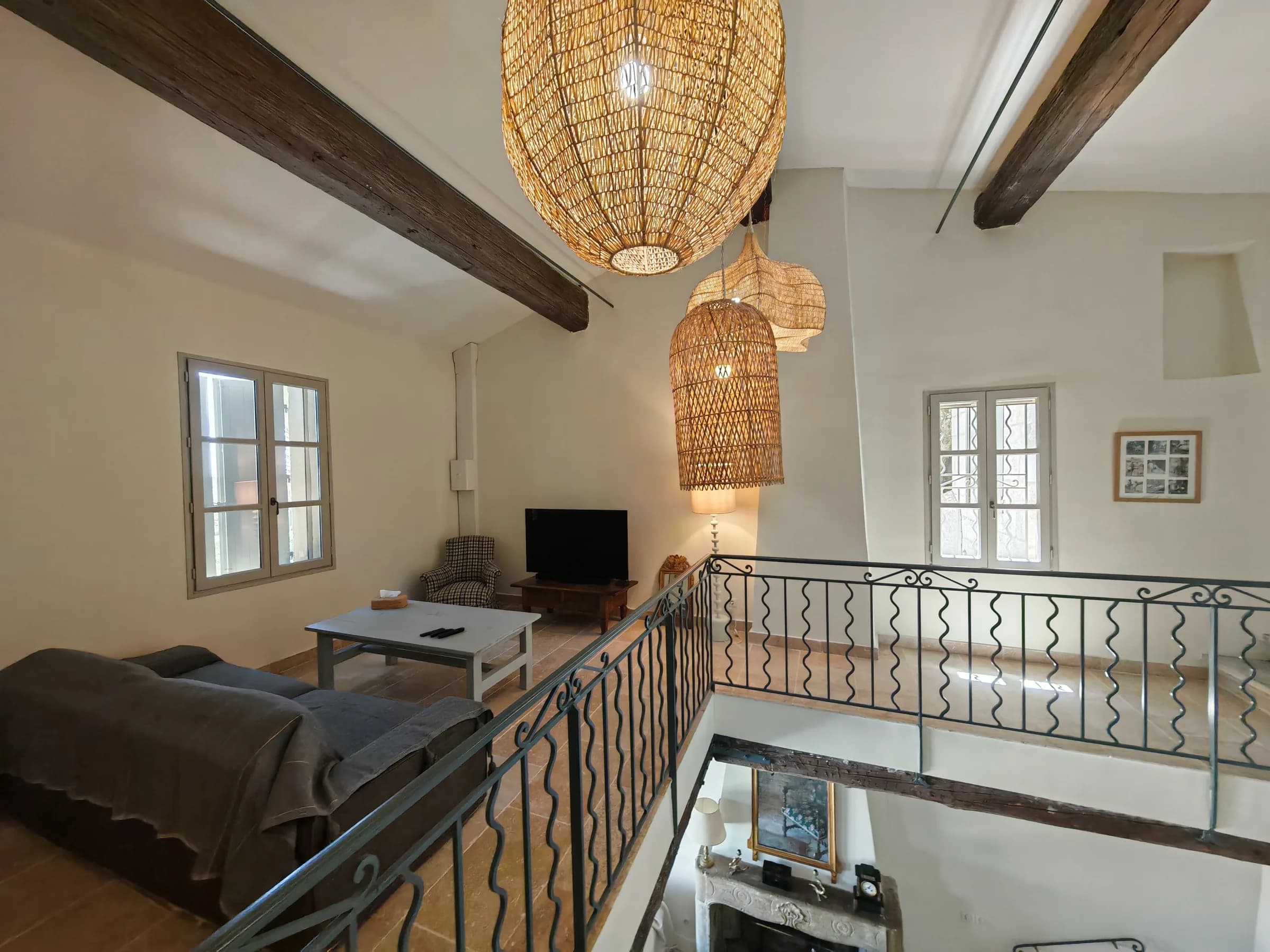 Finca entre olivos al pie del Montgó — Salón